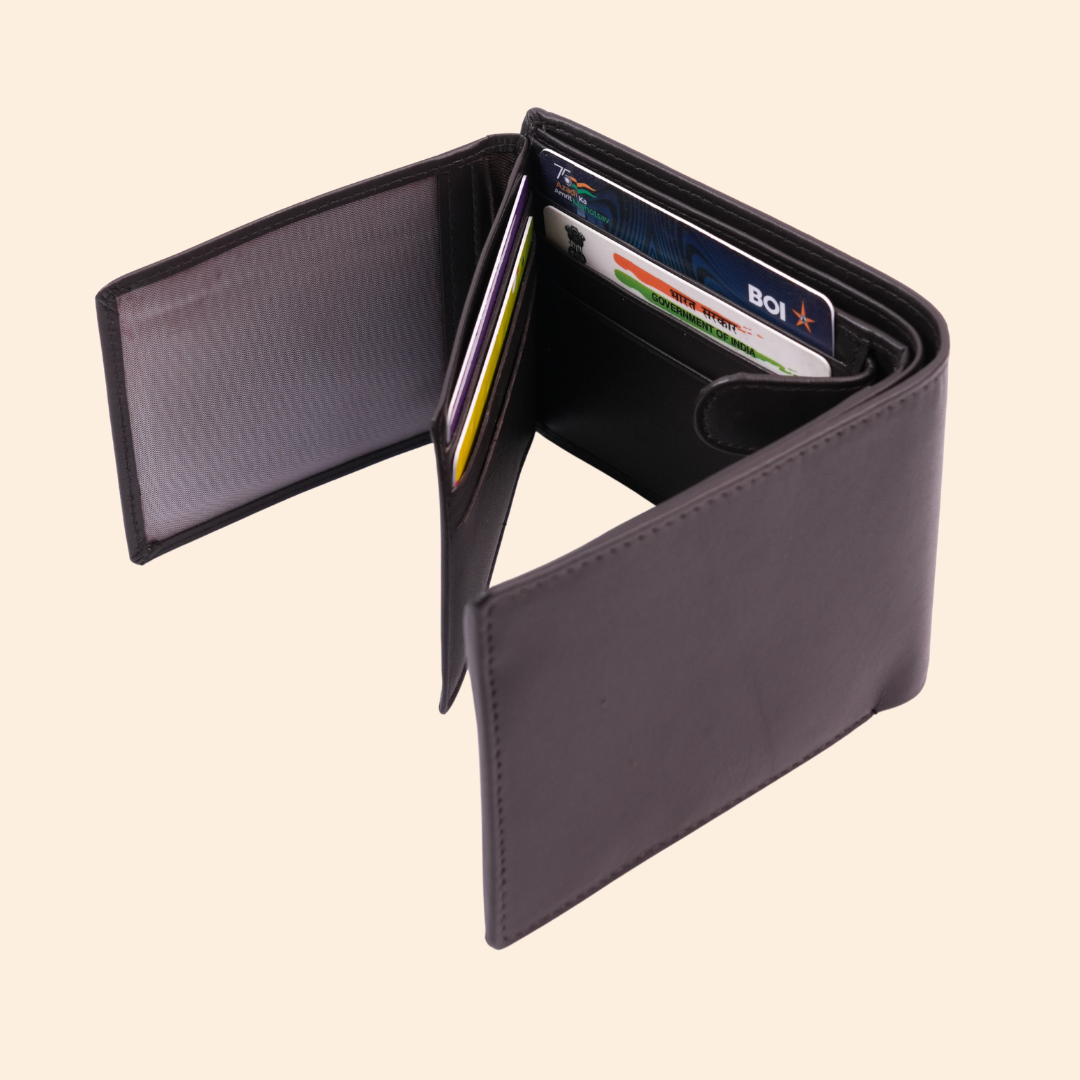 Leather Coffee Brown Bi-Fold Wallet for Men