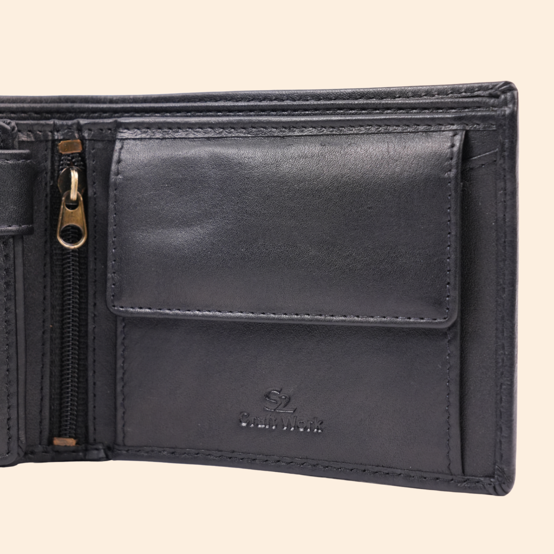 Leather Black Bi-Fold Wallet for Men
