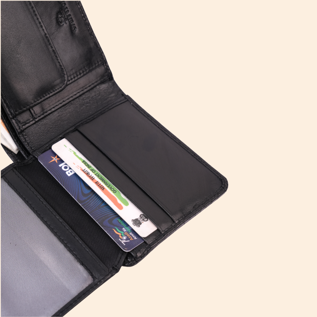 Premium Crocodile Pattern Genuine Leather Wallet for Men | RFID Protected | Black Vertical Wallet